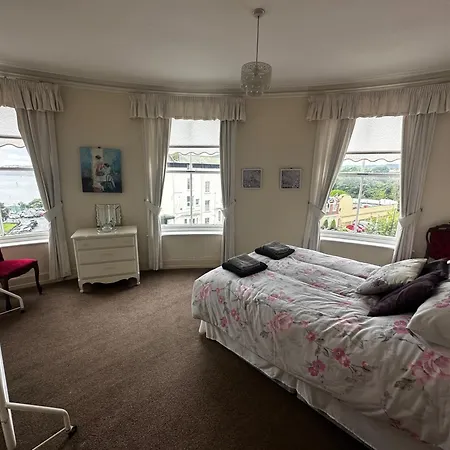 4-beds Sleeps 8 Sea View & Pet Friendly Lägenhet Scarborough
